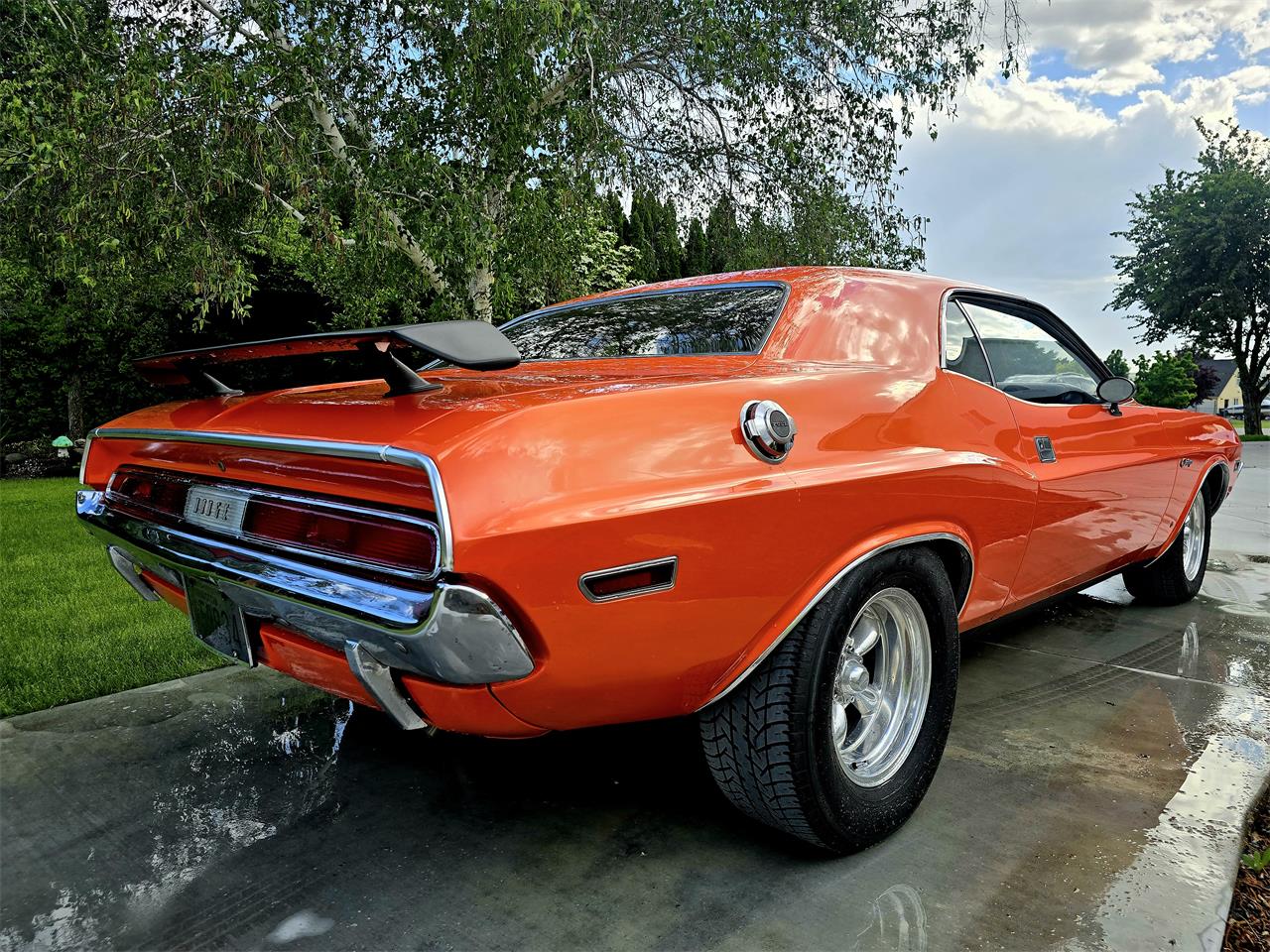 Dodge-Challenger-1970-Tangerine-Orange-Black-amp-Orange-21