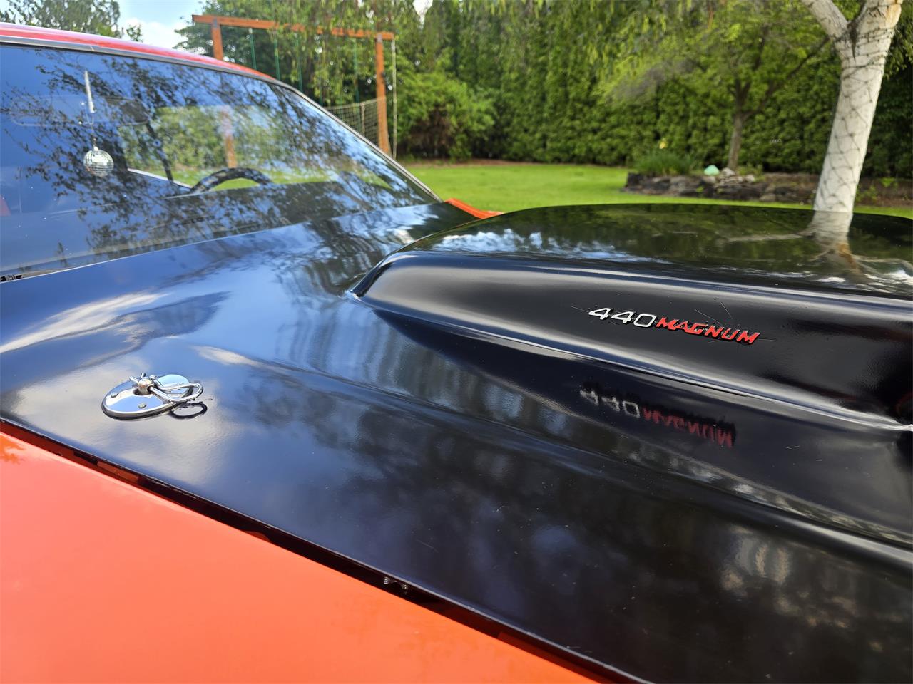 Dodge-Challenger-1970-Tangerine-Orange-Black-amp-Orange-45