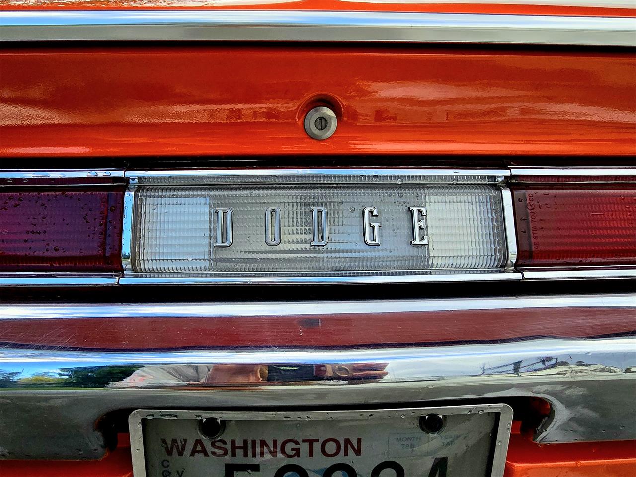 Dodge-Challenger-1970-Tangerine-Orange-Black-amp-Orange-48