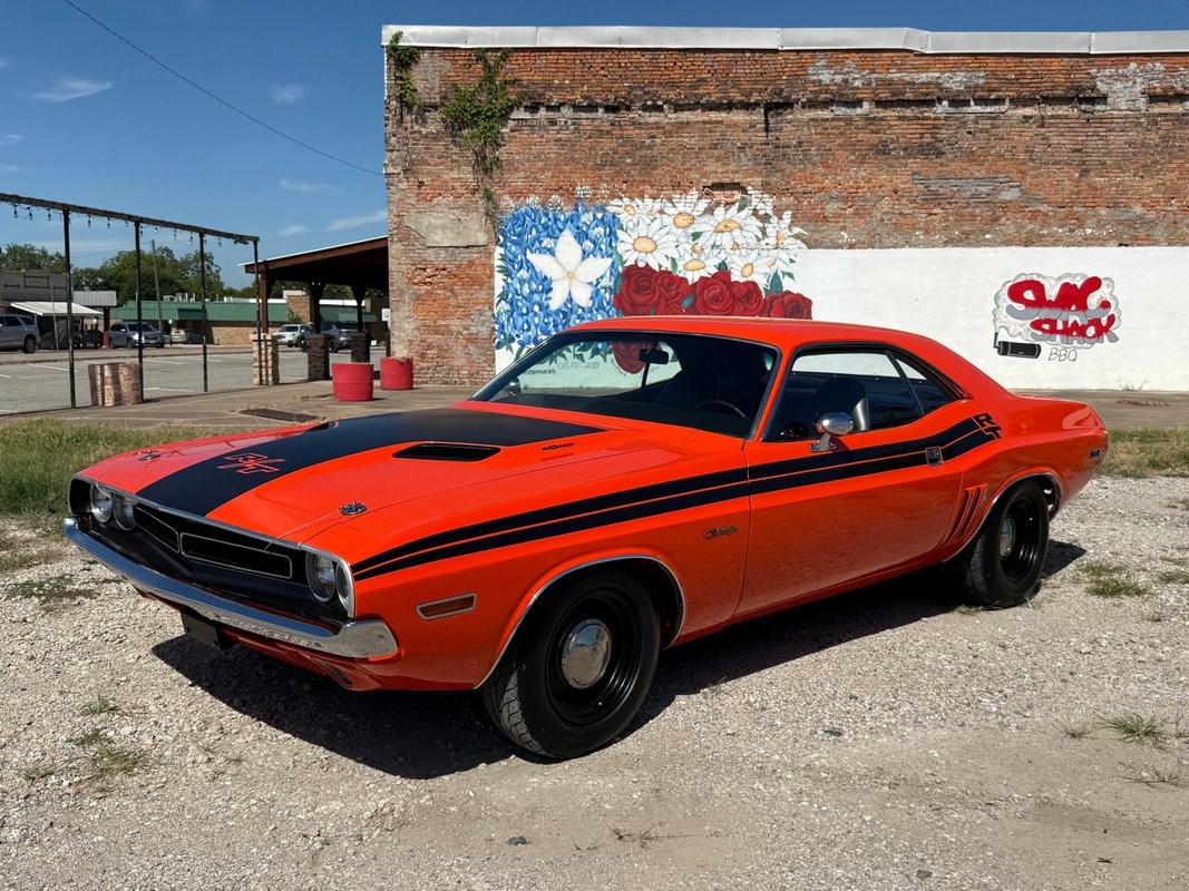 Dodge Challenger 1971 --