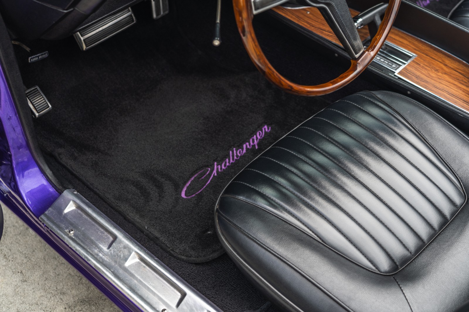 Dodge-Challenger-1971-Convertible-16