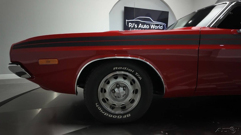Dodge-Challenger-1972-16
