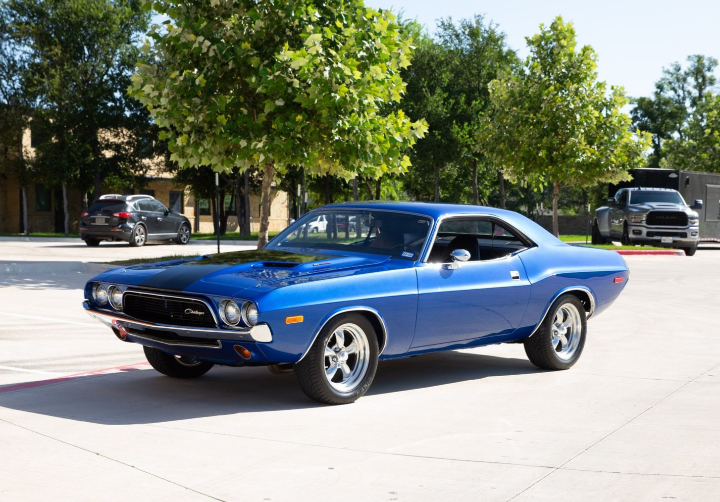 Dodge-Challenger-1972-Coupe-1