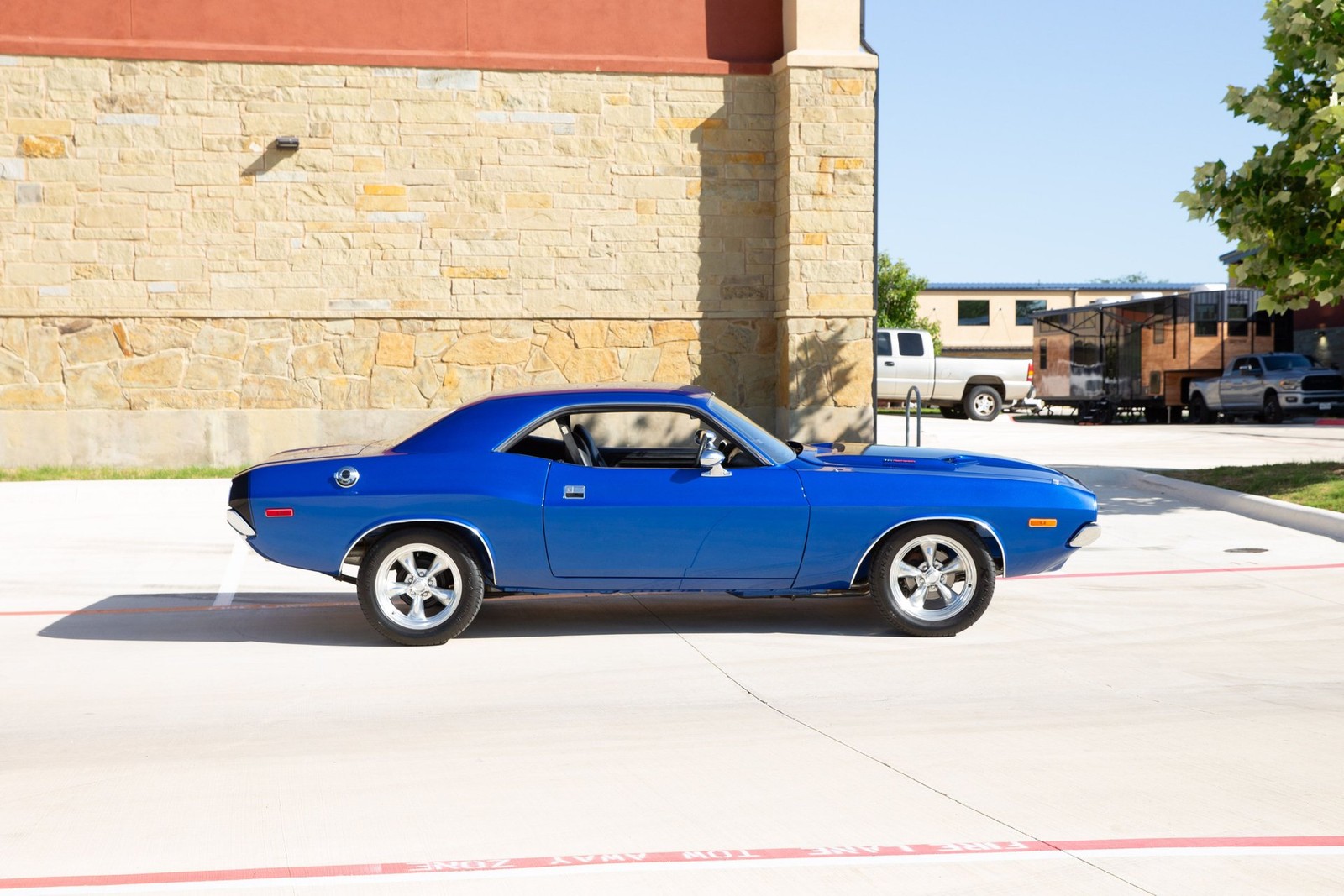 Dodge-Challenger-1972-Coupe-15