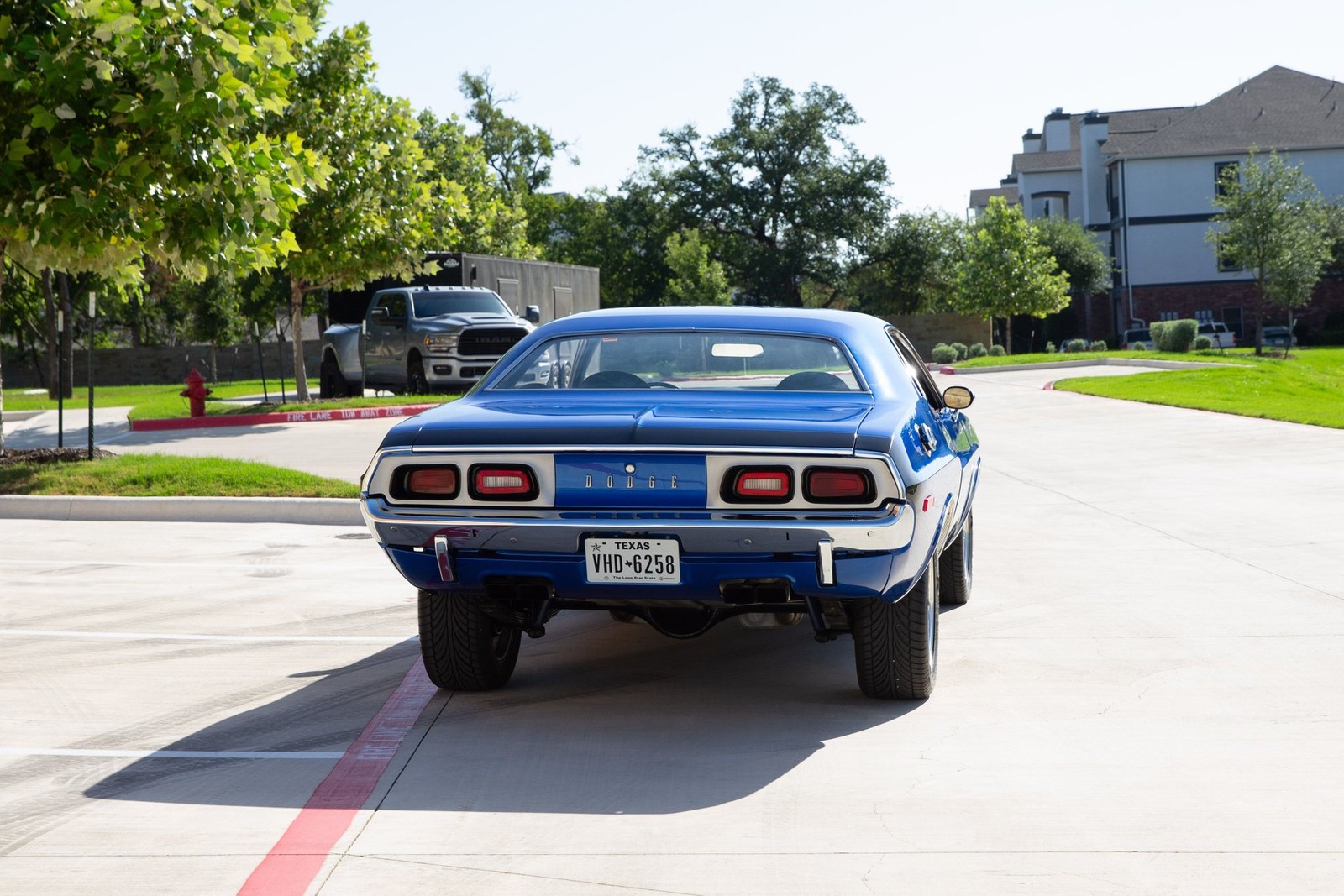 Dodge-Challenger-1972-Coupe-20