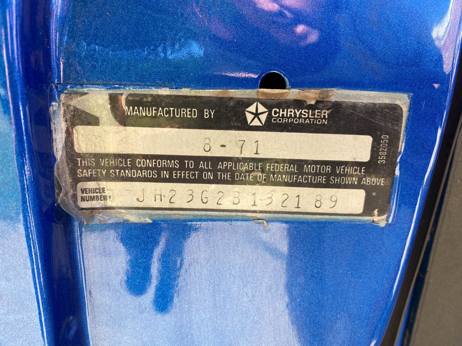 Dodge-Challenger-1972-Coupe-9
