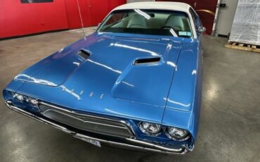 Dodge-Challenger-1972-Medium-TurquoiseWhi-White-Vinyl-16