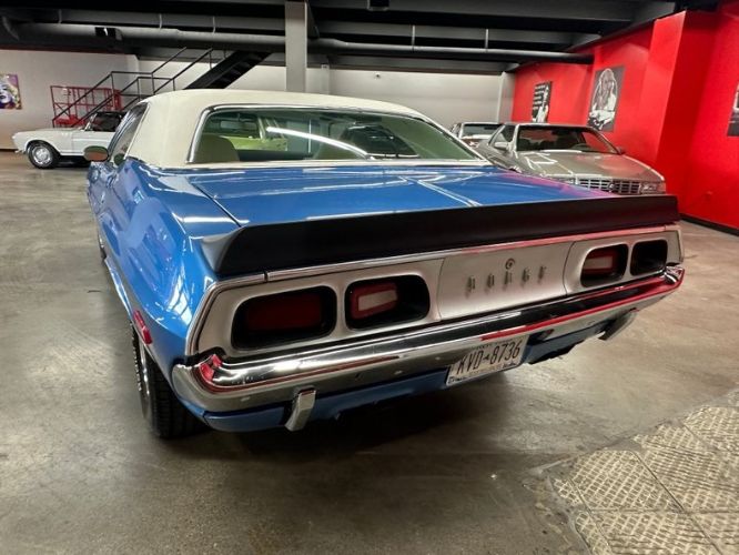 Dodge-Challenger-1972-Medium-TurquoiseWhi-White-Vinyl-18