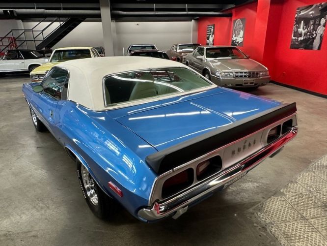 Dodge-Challenger-1972-Medium-TurquoiseWhi-White-Vinyl-19