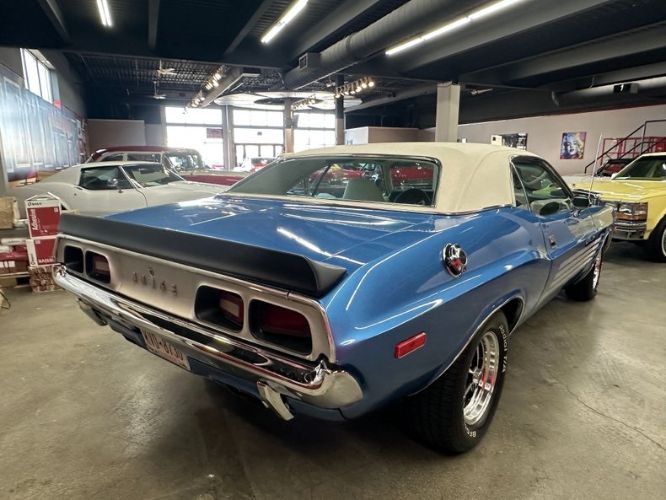 Dodge-Challenger-1972-Medium-TurquoiseWhi-White-Vinyl-20