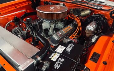 Dodge-Challenger-1973-Coupe-12