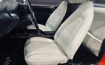 Dodge-Challenger-1973-Coupe-16