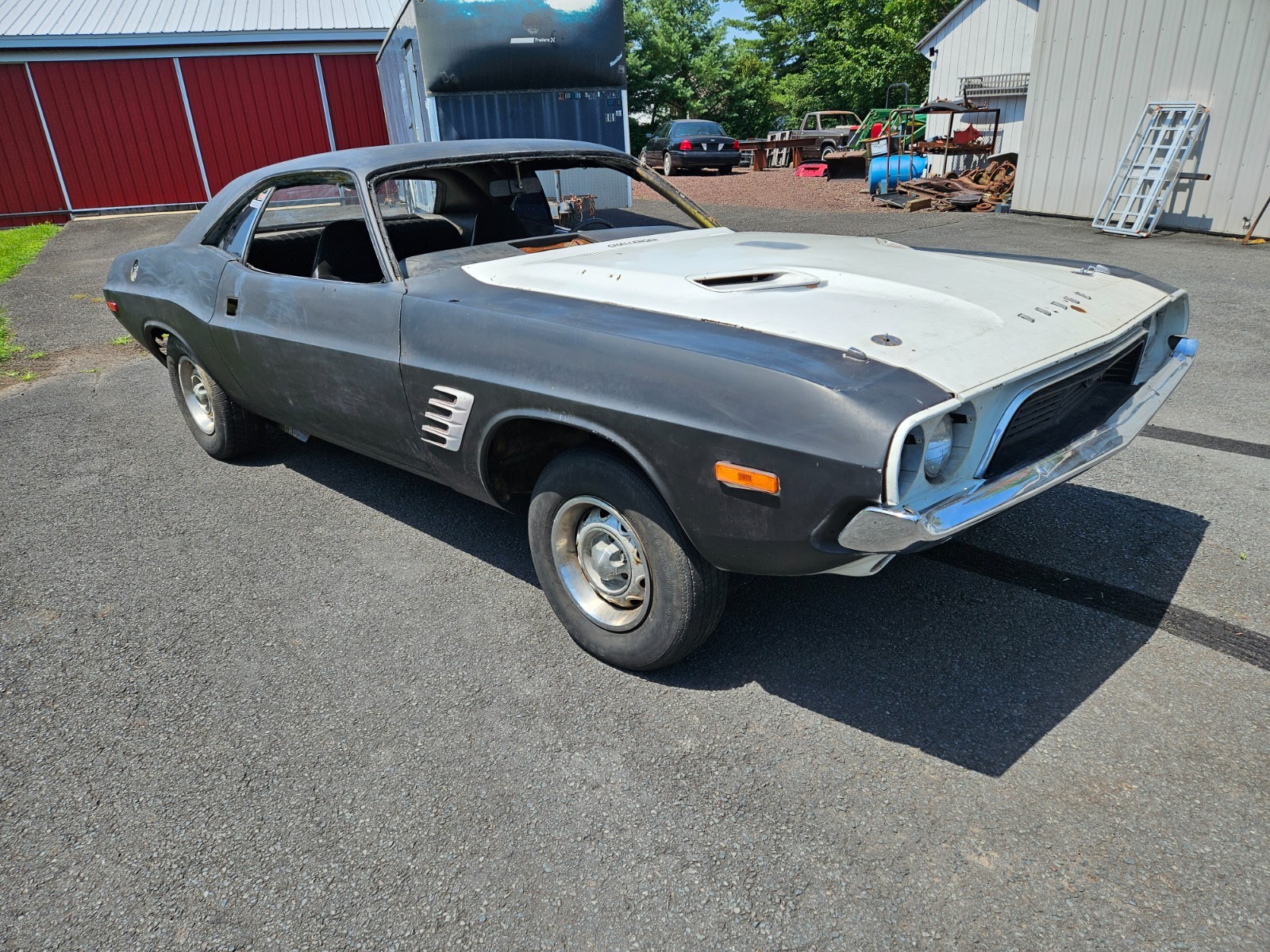 Dodge-Challenger-1973-Coupe-3