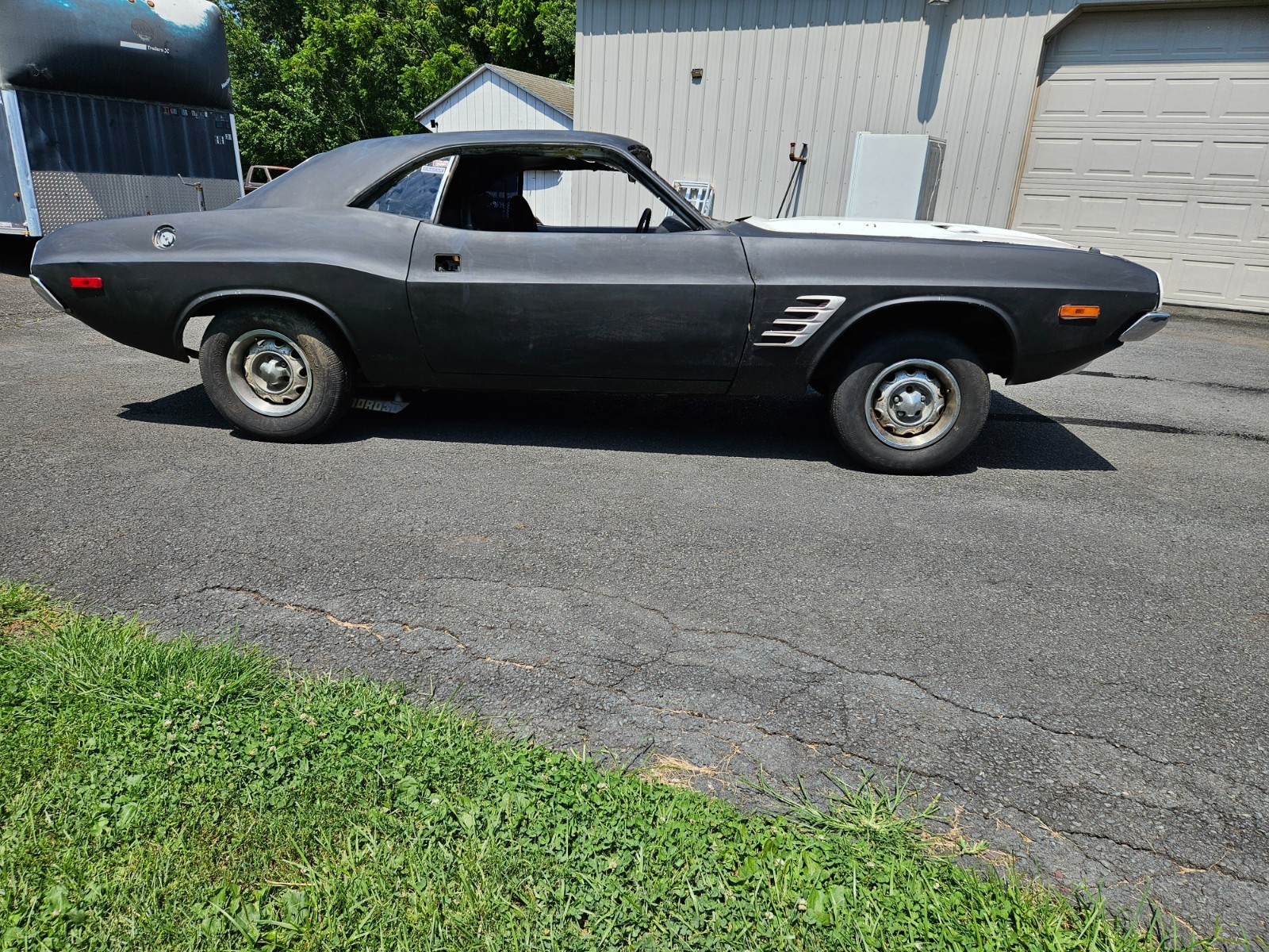 Dodge-Challenger-1973-Coupe-4