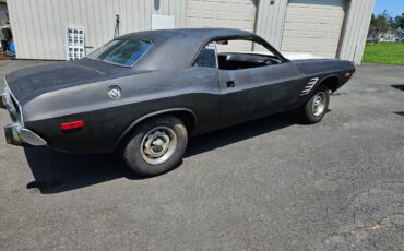 Dodge-Challenger-1973-Coupe-5