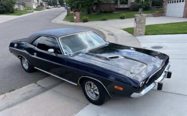 Dodge-Challenger-1973-Dark-Purple-Black-5