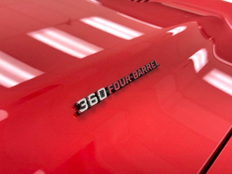Dodge-Challenger-1974-Bright-Red-Black-14