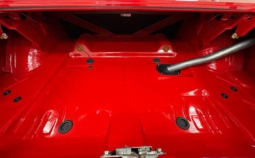 Dodge-Challenger-1974-Bright-Red-Black-24