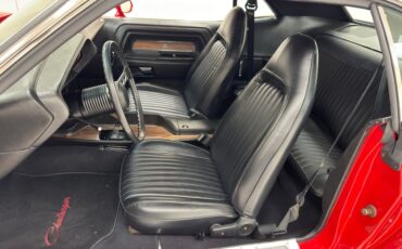 Dodge-Challenger-1974-Bright-Red-Black-28