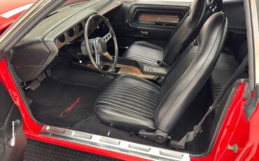 Dodge-Challenger-1974-Bright-Red-Black-29