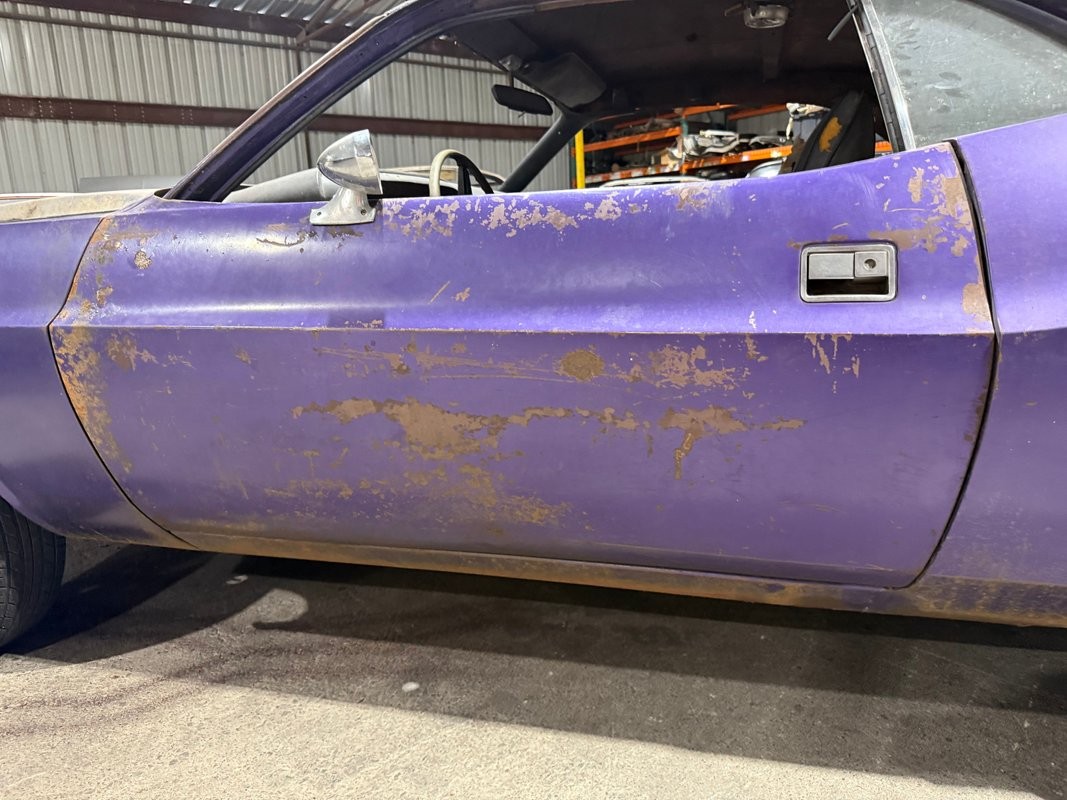 Dodge-Challenger-TA-1970-32