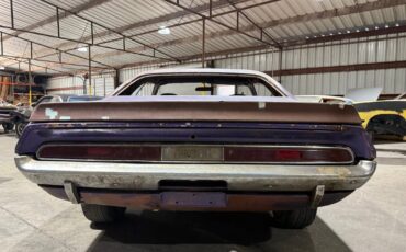 Dodge-Challenger-TA-1970-5