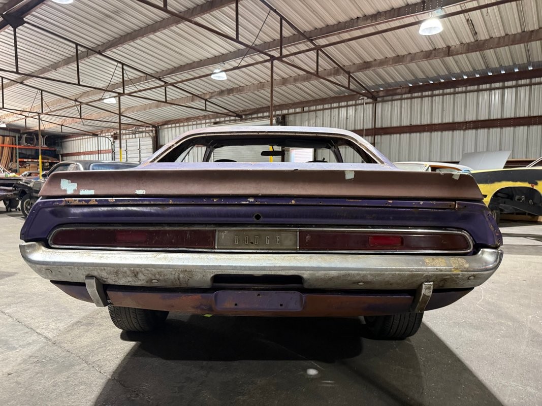 Dodge-Challenger-TA-1970-5