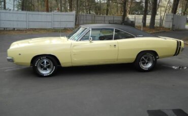Dodge-Charger-1968-1