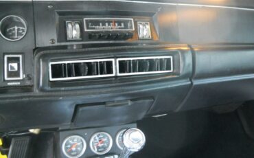 Dodge-Charger-1968-10