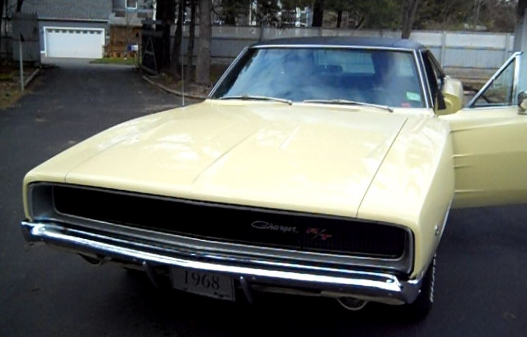 Dodge-Charger-1968-4