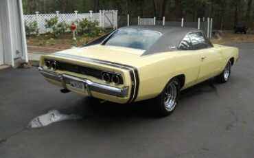 Dodge-Charger-1968-5