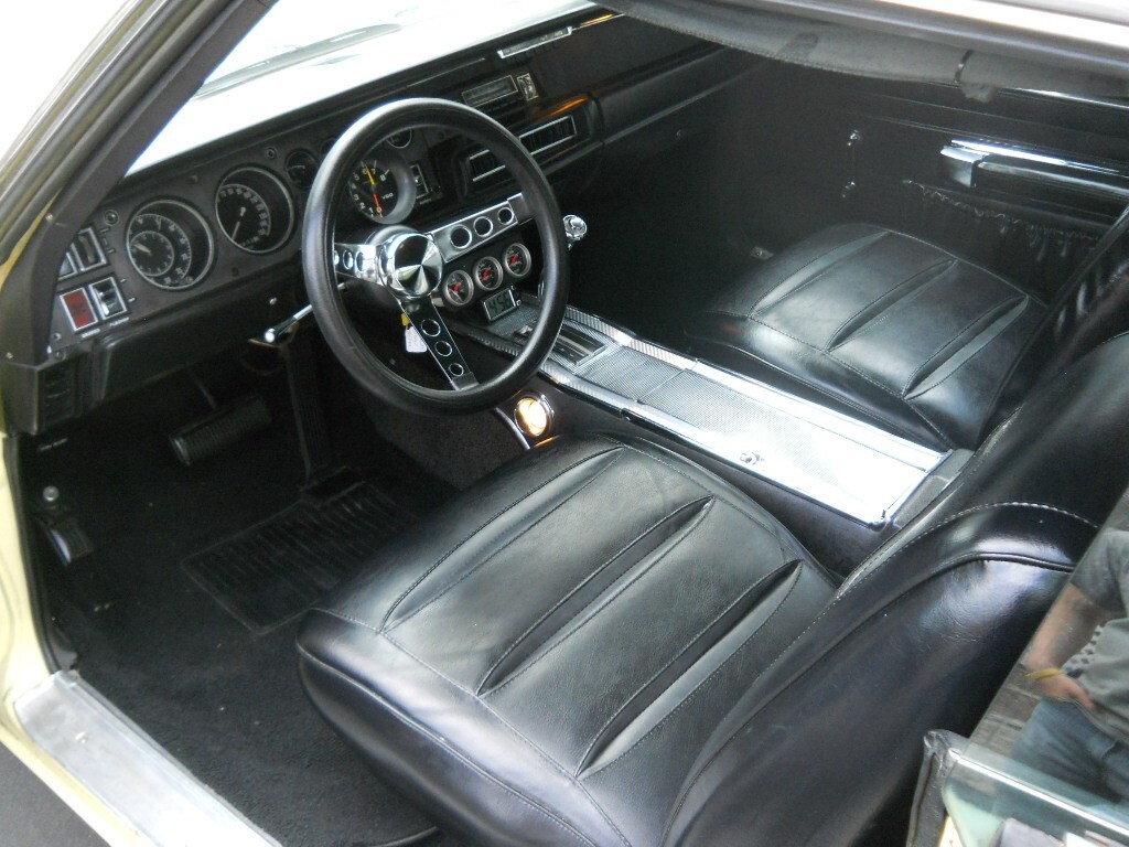 Dodge-Charger-1968-8