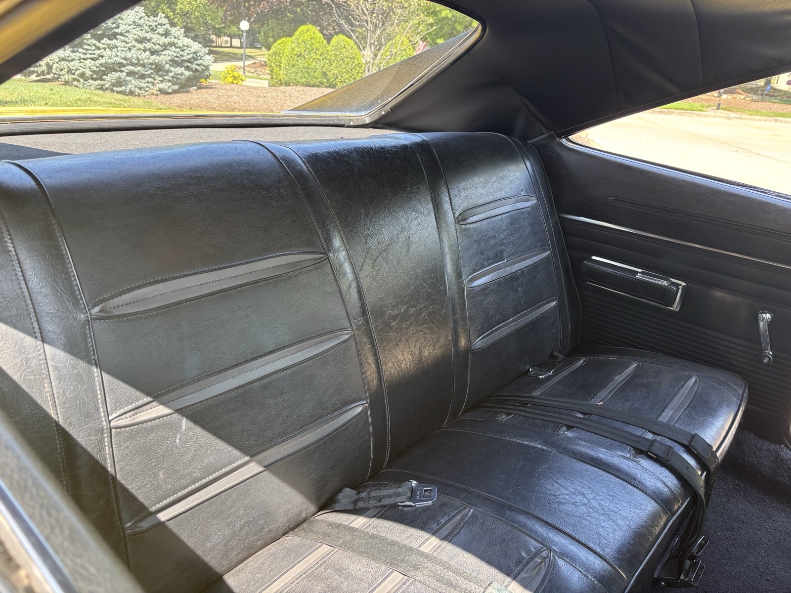 Dodge-Charger-1968-Coupe-27