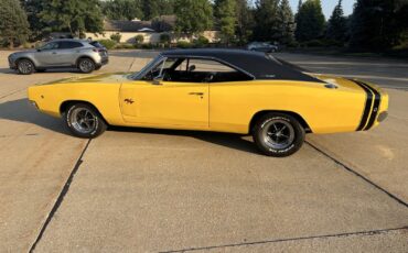 Dodge-Charger-1968-Coupe