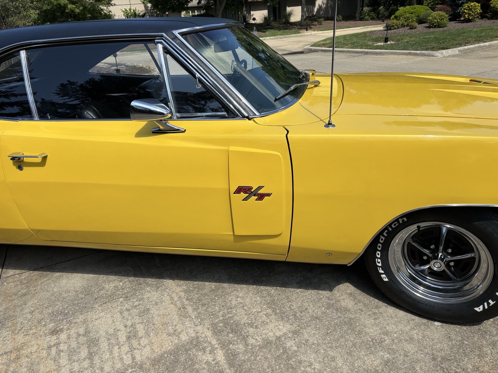 Dodge-Charger-1968-Coupe-7