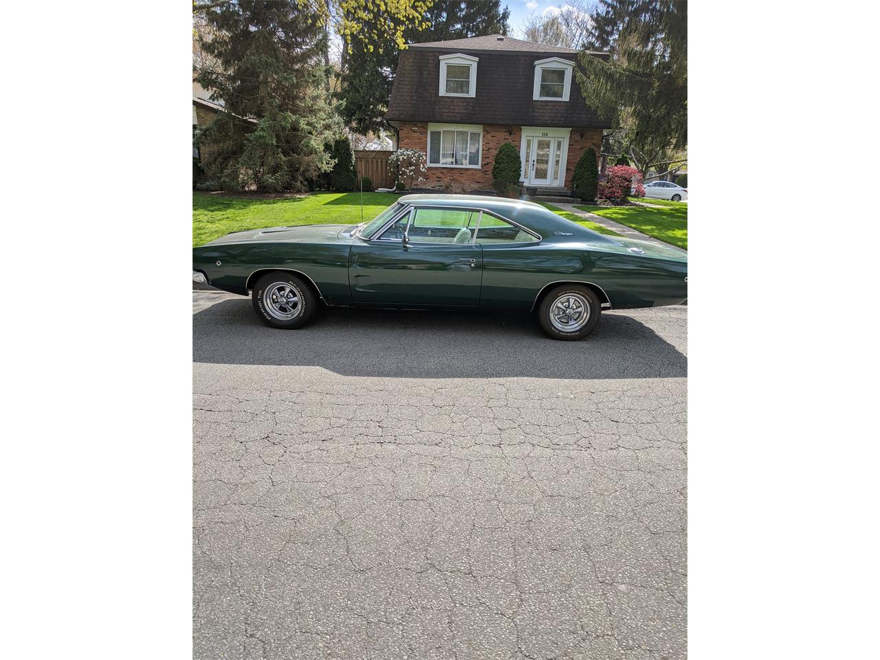 Dodge-Charger-1968-Dark-Green-White-2
