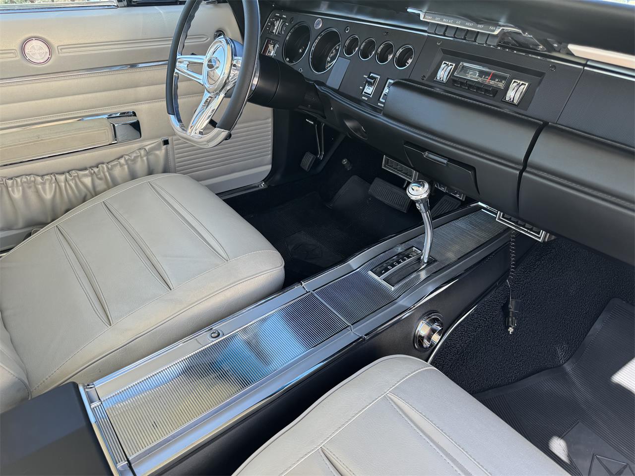 Dodge-Charger-1968-TAN-BLACK-12