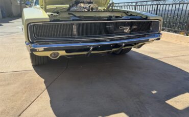 Dodge-Charger-1968-TAN-BLACK-6