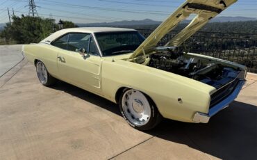 Dodge-Charger-1968-TAN-BLACK-7