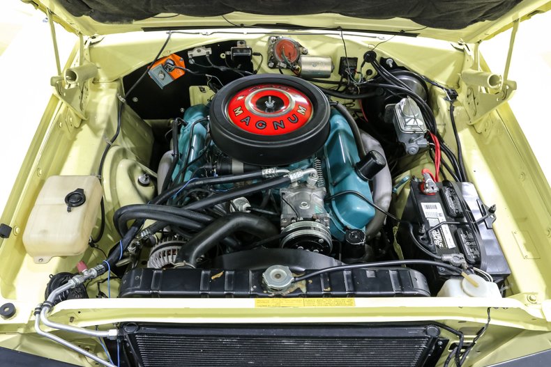 Dodge-Charger-1968-Yellow-BLACK-7