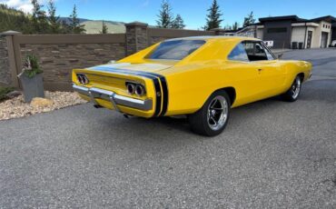 Dodge-Charger-1968-yellow-black-5