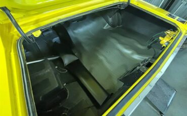 Dodge-Charger-1968-yellow-black-6