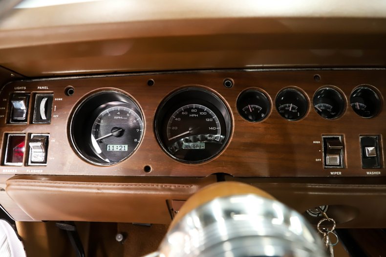 Dodge-Charger-1969-Black-Tan-23