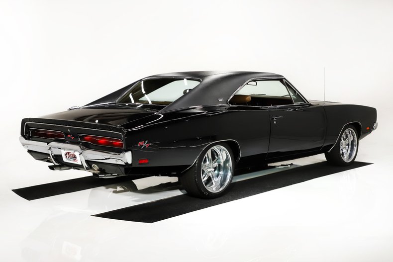 Dodge-Charger-1969-Black-Tan-28