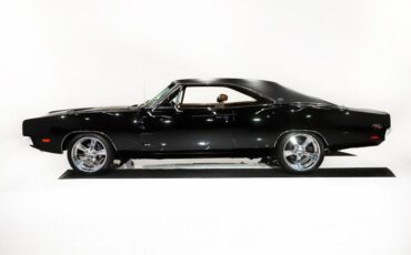 Dodge-Charger-1969-Black-Tan-37