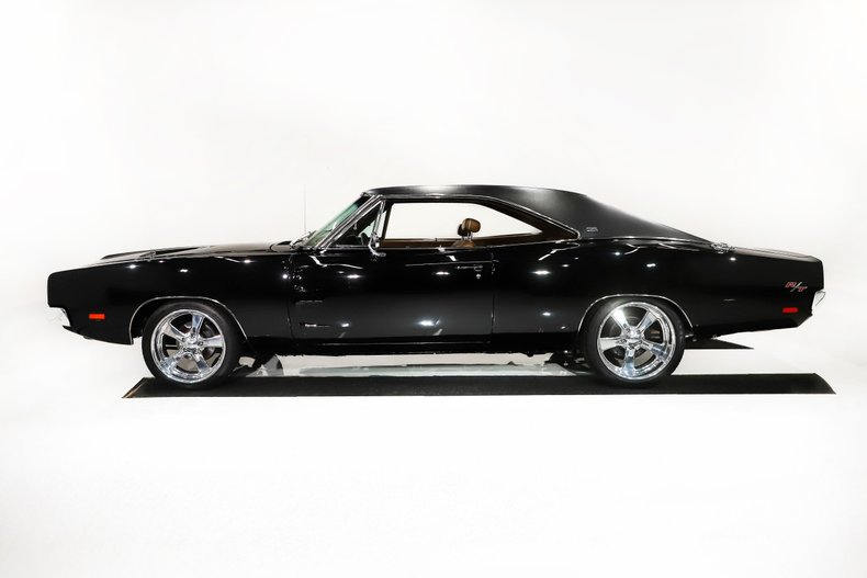 Dodge-Charger-1969-Black-Tan-37