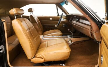 Dodge-Charger-1969-Black-Tan-43
