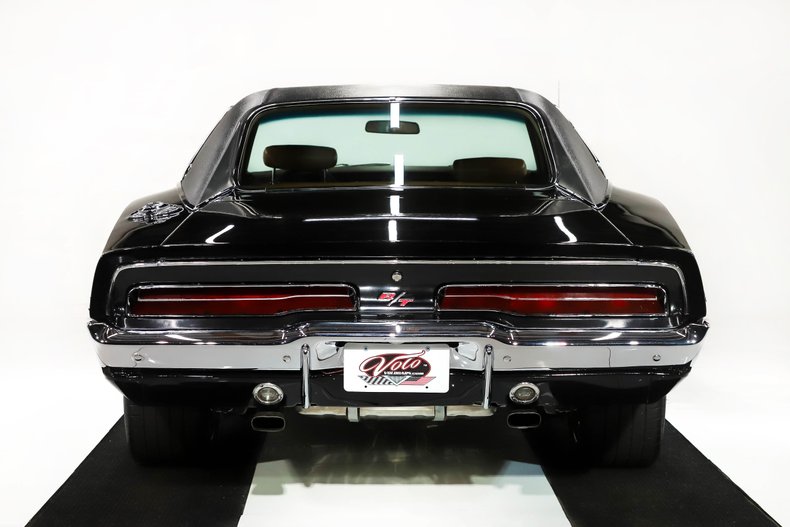 Dodge-Charger-1969-Black-Tan-45