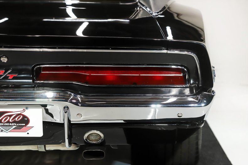 Dodge-Charger-1969-Black-Tan-49