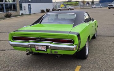 Dodge-Charger-1969-Green-black-and-grey-12
